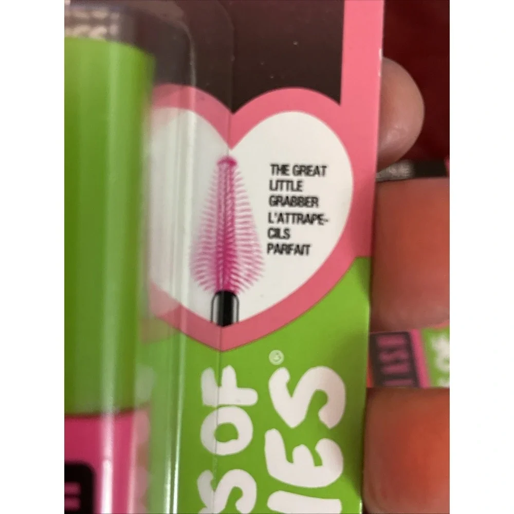 Maybelline Great Lash Lots of Lashes Washable Mascara, 141 Very Black - 3 Pack